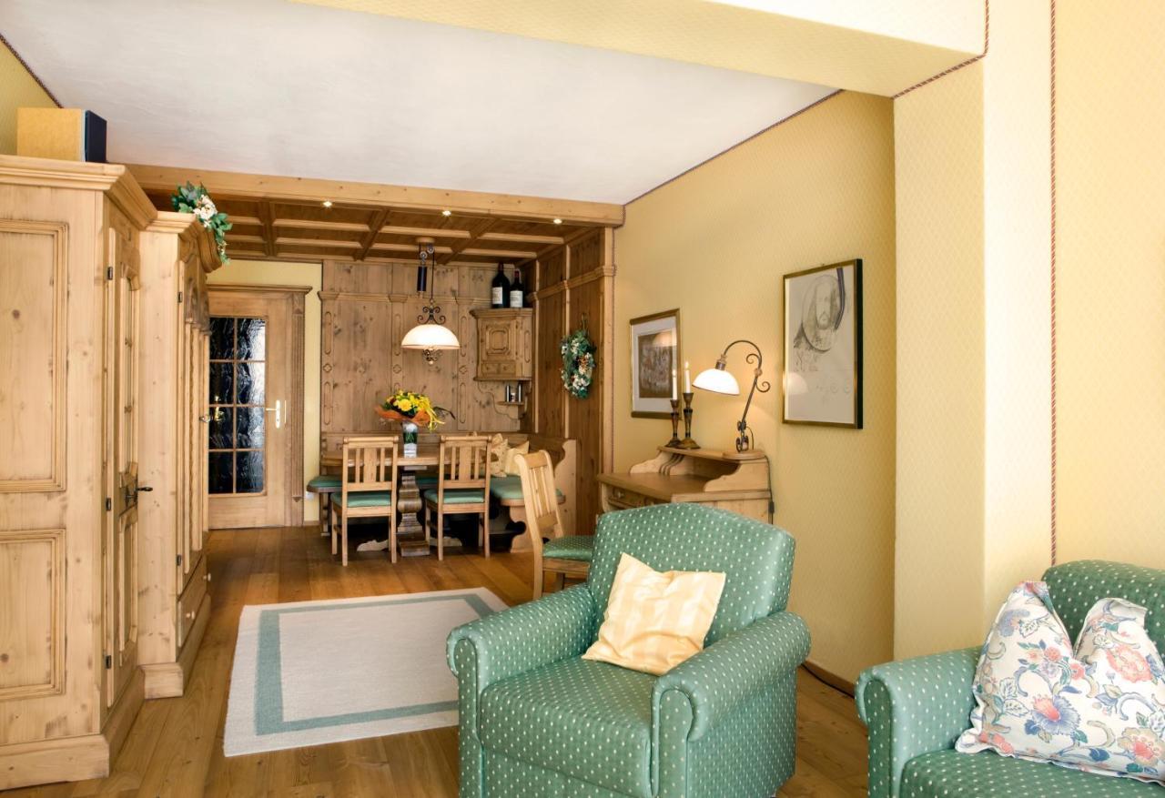Hospiz Alm Residenzen Hotel St. Christoph am Arlberg Ruang foto