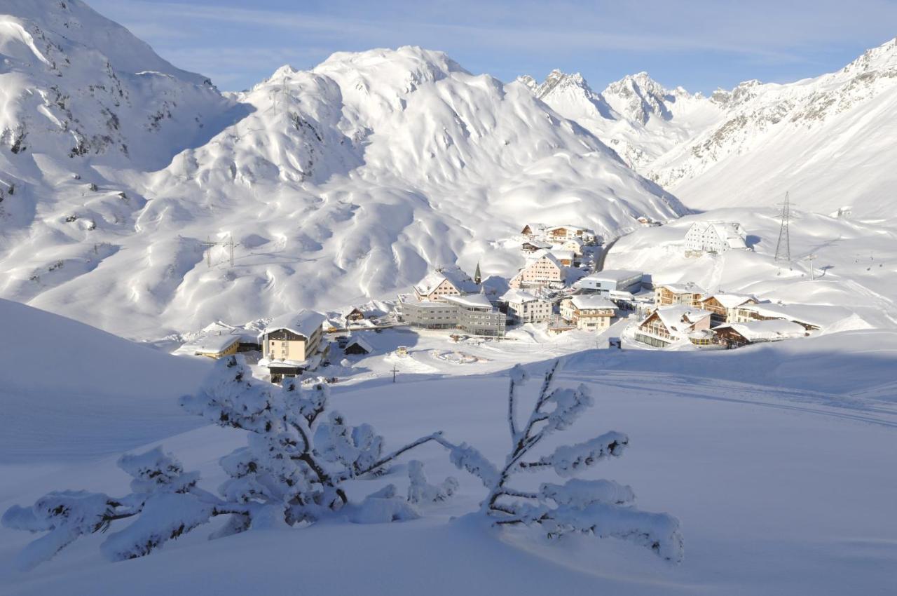 Hospiz Alm Residenzen Hotel St. Christoph am Arlberg Bagian luar foto